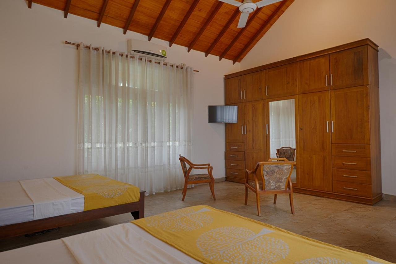 Kandyan Mount Mirror Boutique Villa Exterior photo